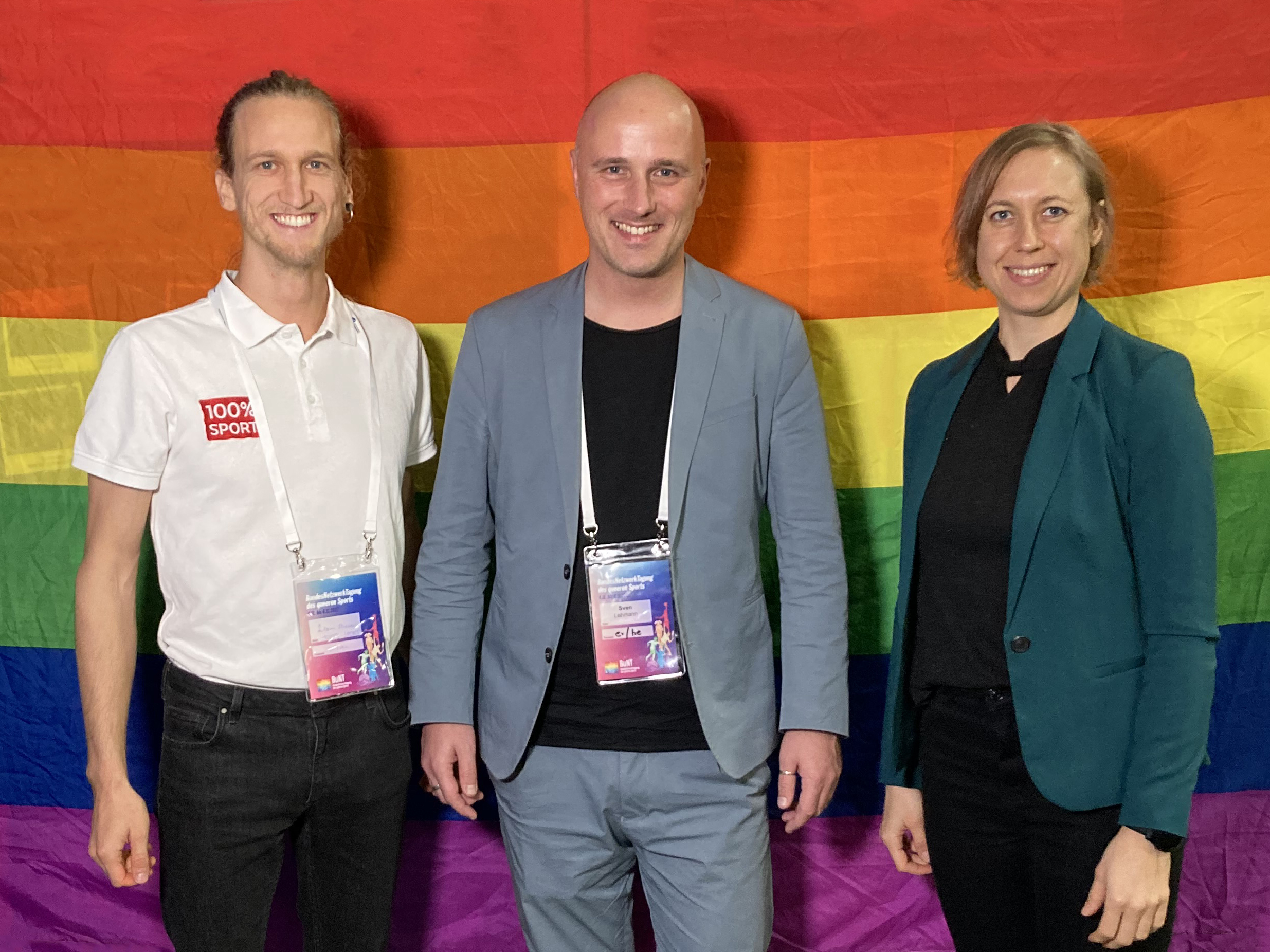 100% SPORT mit Sven Lehmann (Queerbeauftragter der Bundesregierung für die Akzeptanz sexueller und geschlechtlicher Vielfalt).